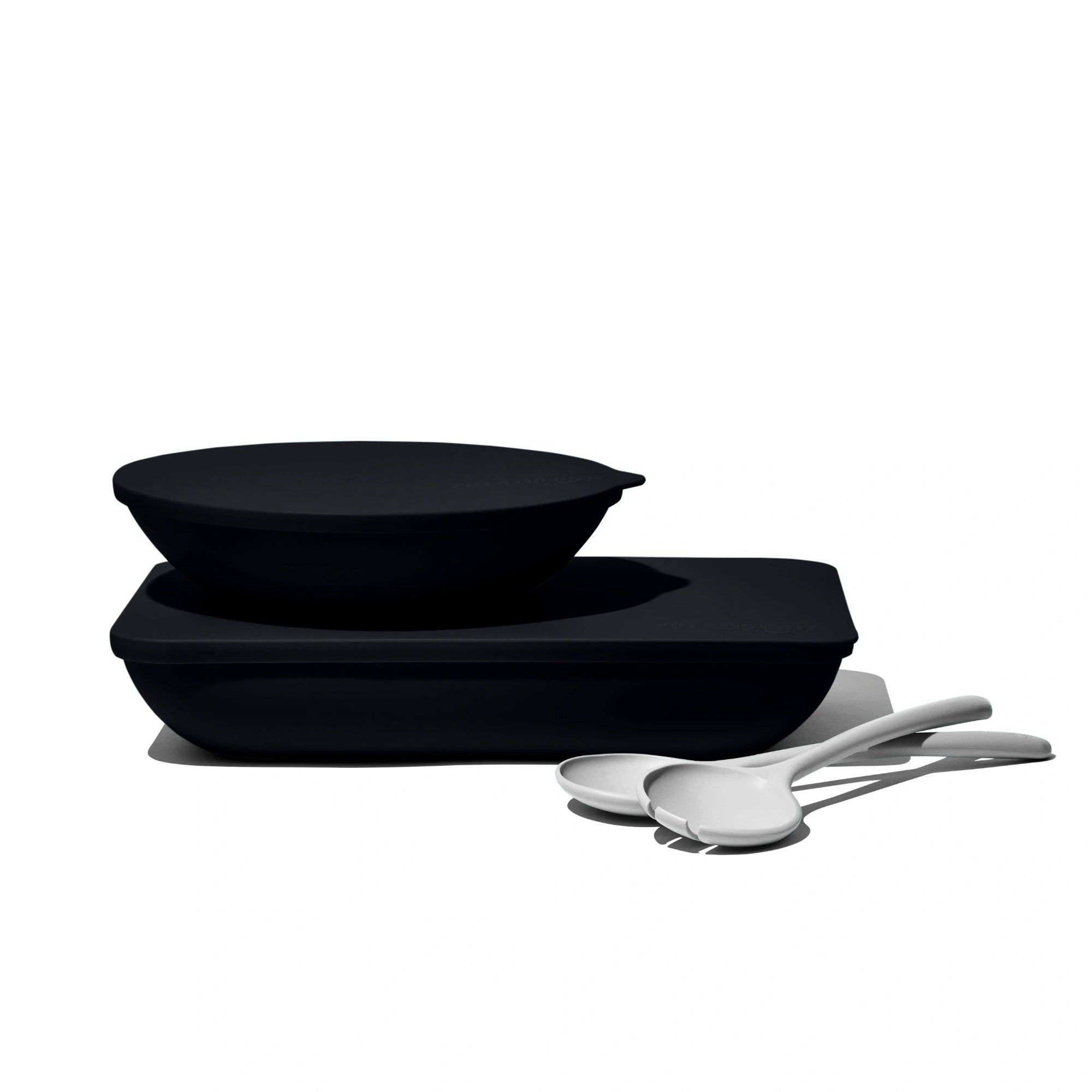 The Entertainer: Platter, Small Bowl & Salad Servers - Classic -  - Put a lid on it