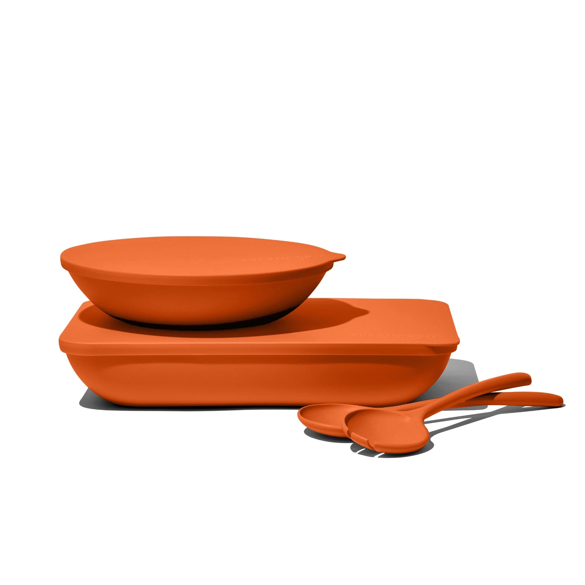 The Entertainer: Platter, Small Bowl & Salad Servers - Colour Sets -  - Put a lid on it